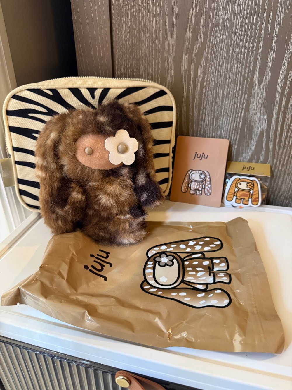 CJ Hendry Animal Print Juju — Cleo (New)